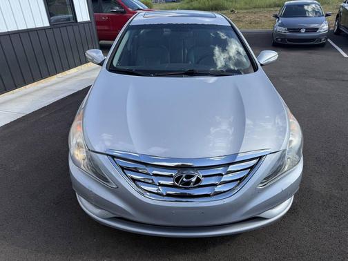 2011 Hyundai SONATA Limited