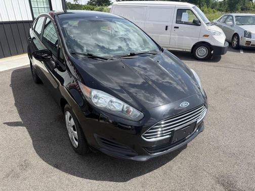 Black 2019 Ford Fiesta S 4dr Sedan