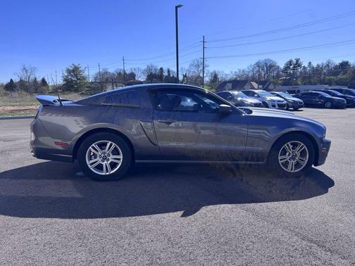 2013 Ford Mustang V6