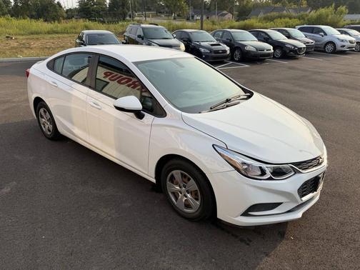 2018 Chevrolet Cruze LS