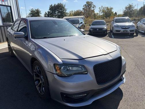 2018 Chrysler 300 S