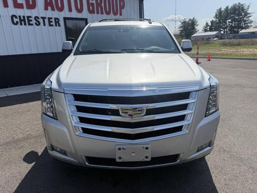 Radiant Silver Metallic 2017 Cadillac Escalade Luxury