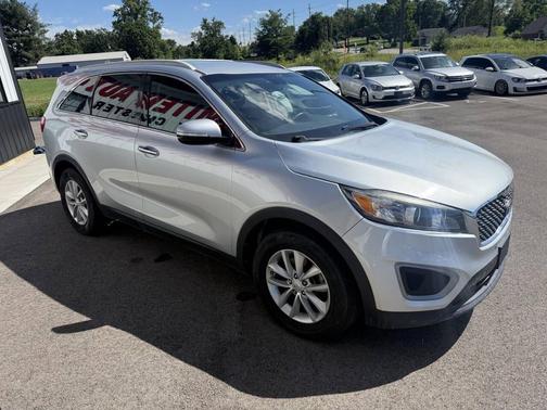 Sparkling Silver 2016 Kia Sorento LX