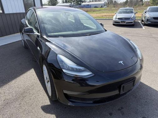 Black 2018 Tesla Model 3 Standard
