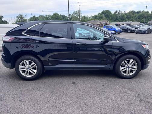 Black 2017 Ford Edge SEL