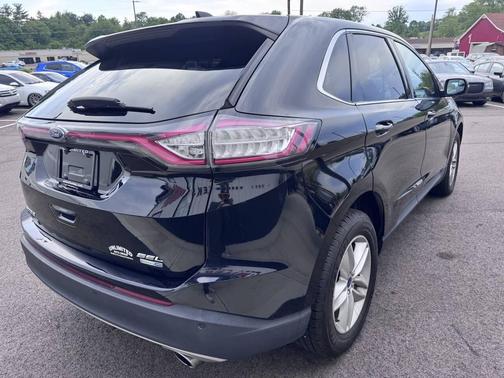 Black 2017 Ford Edge SEL