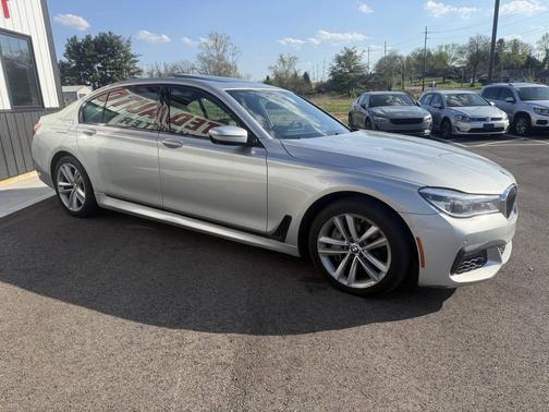 2017 BMW 750 i xDrive