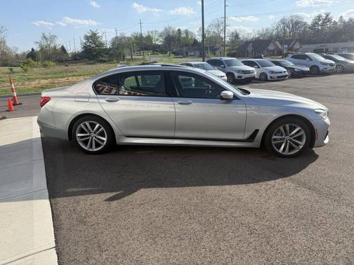 2017 BMW 750 i xDrive