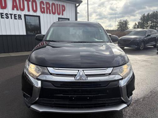 2018 Mitsubishi Outlander SE