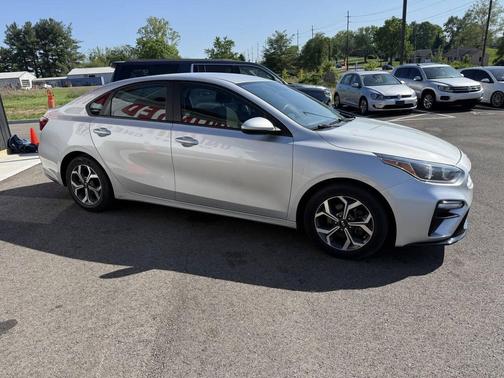 Silver 2019 Kia Forte FE 4dr Sedan CVT