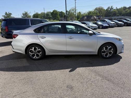 Silver 2019 Kia Forte FE 4dr Sedan CVT