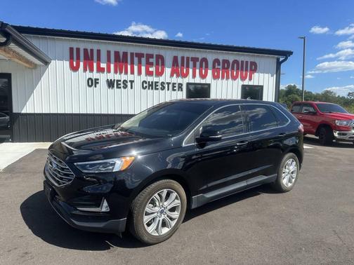 2022 Ford Edge Titanium