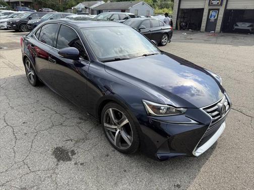 2018 Lexus IS 300 Base