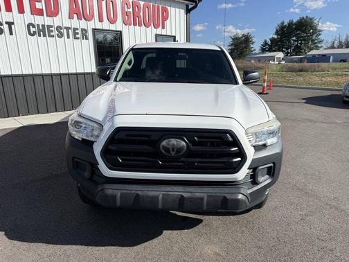 2018 Toyota Tacoma SR