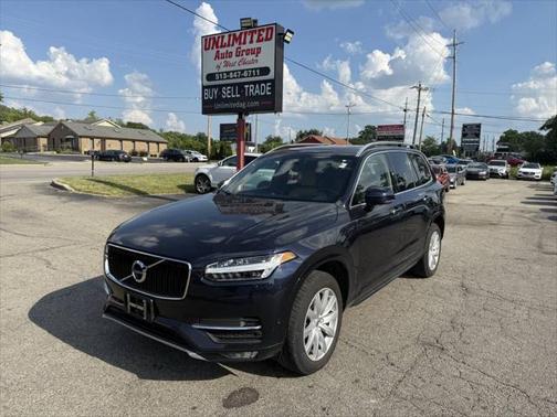 2017 Volvo XC90 T6 Momentum