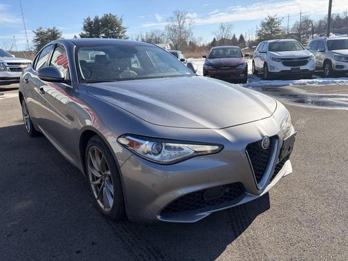 2018 Alfa Romeo Giulia Base