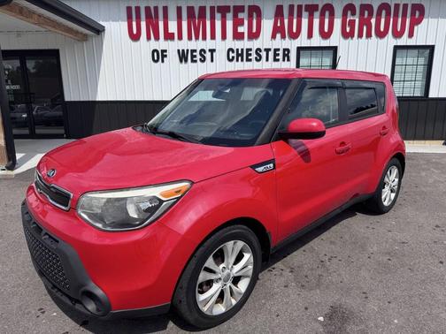 Red 2015 Kia Soul +