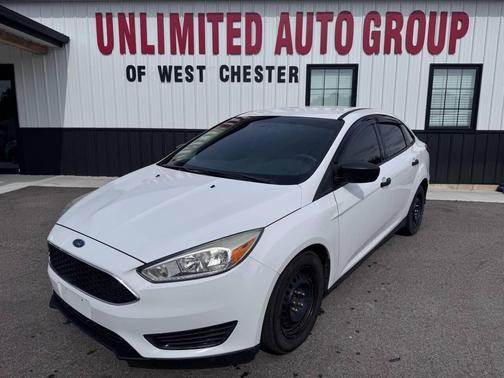 White 2018 Ford Focus SE