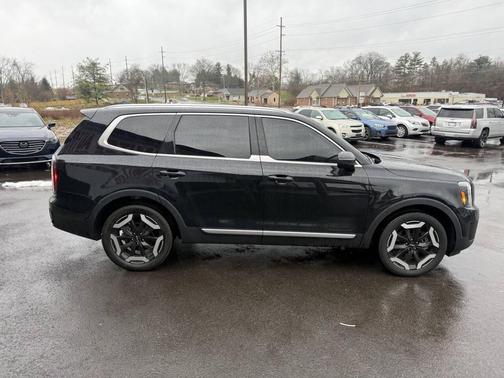 2023 Kia Telluride EX