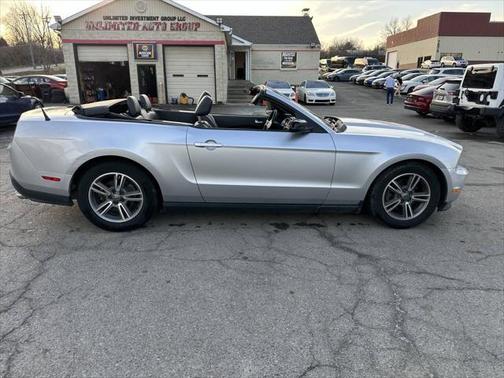 2012 Ford Mustang V6 Premium
