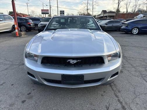 2012 Ford Mustang V6 Premium