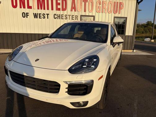 2017 Porsche Cayenne Platinum Edition