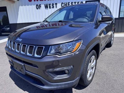 Gray 2018 Jeep Compass Latitude