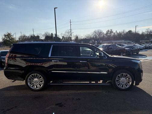 2016 Cadillac Escalade ESV Platinum