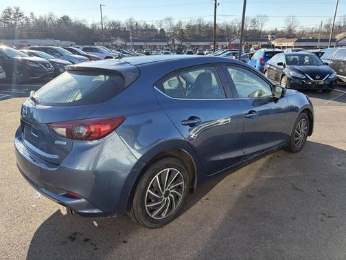 2017 Mazda Mazda3 Touring