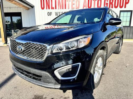Black 2018 Kia Sorento L