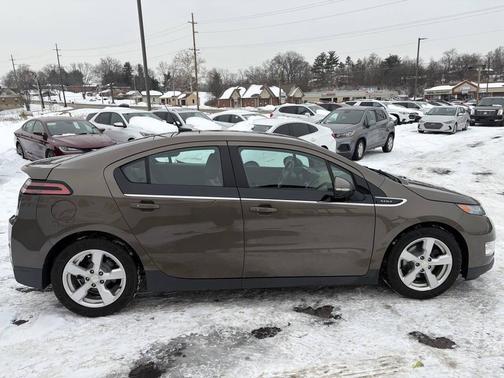 2014 Chevrolet Volt Base