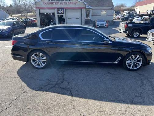 2016 BMW 750 i xDrive