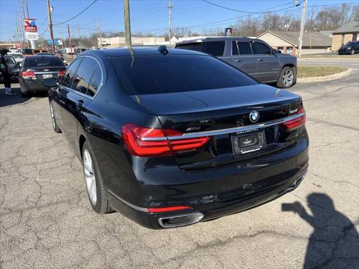 2016 BMW 750 i xDrive