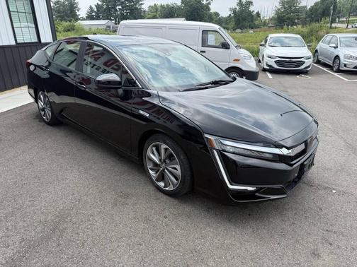 Crystal Black Pearl 2019 Honda Clarity Plug-In Hybrid Touring