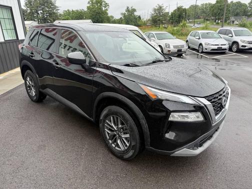 Black 2021 Nissan Rogue S