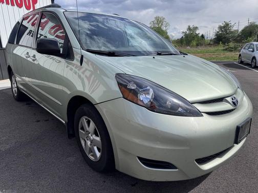 Silver Pine Mica 2008 Toyota Sienna LE