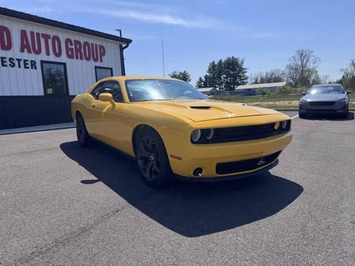2017 Dodge Challenger SXT