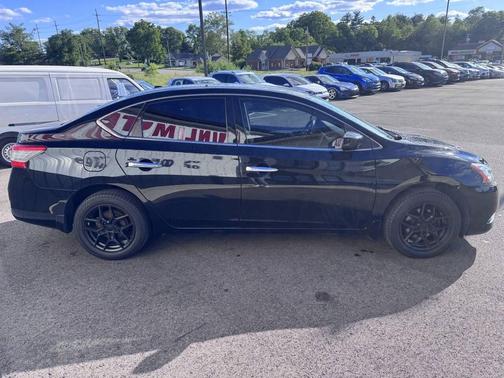 Black 2015 Nissan Sentra SV
