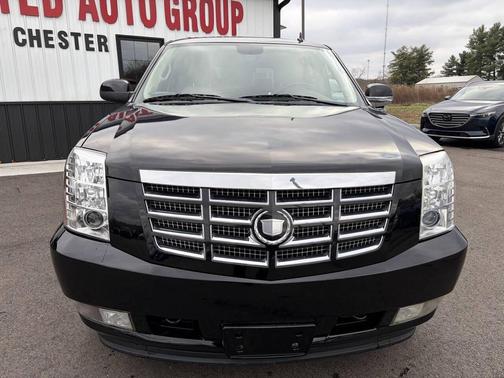 2012 Cadillac Escalade Luxury