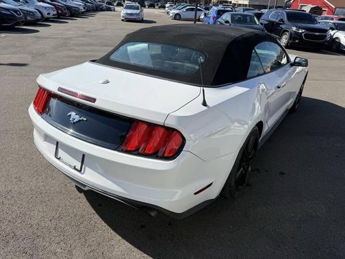 2016 Ford Mustang EcoBoost Premium