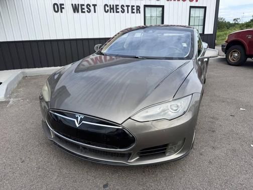 Gray 2015 Tesla Model S 70D