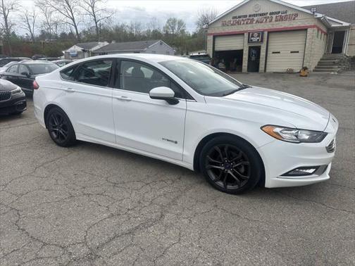 2018 Ford Fusion Hybrid SE