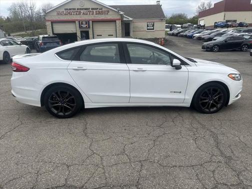 2018 Ford Fusion Hybrid SE