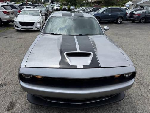 2015 Dodge Challenger SRT 392