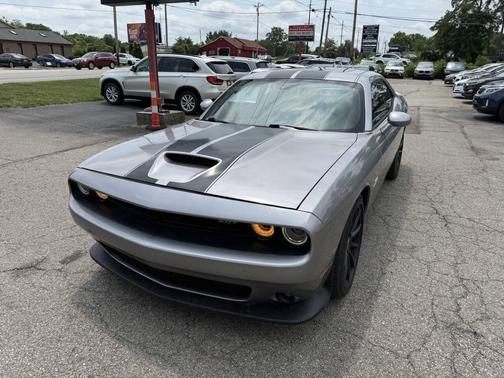 2015 Dodge Challenger SRT 392
