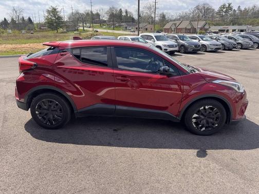 2019 Toyota C-HR LE 4dr Crossover