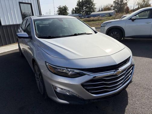 2021 Chevrolet Malibu FWD LT