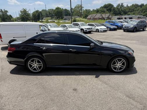 Black 2016 Mercedes-Benz E-Class E 350 4MATIC AWD 4dr Sedan