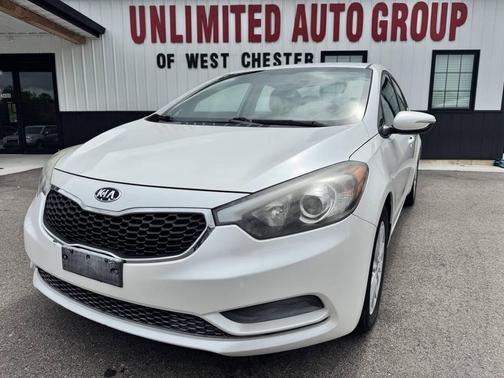 White 2014 Kia Forte LX