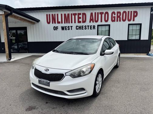 White 2014 Kia Forte LX